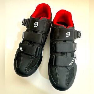 PELOTON Cycling shoes with cleats sz 40 EUC
